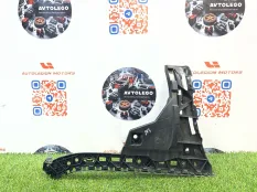 Кронштейн бампера Mercedes benz E220