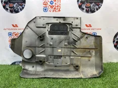 Декоративная крышка двигателя Audi Q7