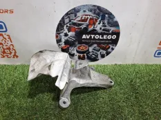 Кронштейн двигателя Audi A6