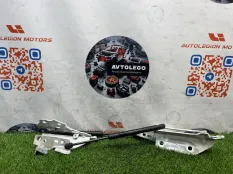 Петли капота Land Rover Discovery Sport