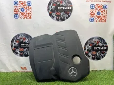 Декоративная крышка двигателя Mercedes benz E220