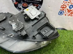 Фара правая BMW X5