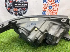 Фара левая Land Rover Range Rover