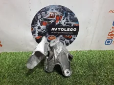 Кронштейн двигателя Audi A6