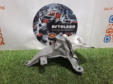 Кронштейн двигателя Audi A6