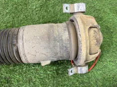 Амортизатор задний левый Audi Q7