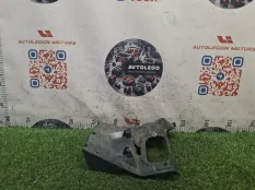 Кронштейн заднего бампера Ford Mustang