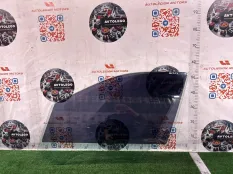 Стекло переднее левое Land Rover Discovery Sport