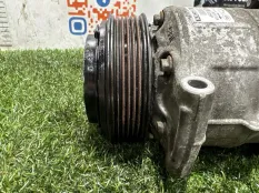 Компрессор кондиционера Land Rover Discovery Sport
