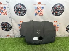 Декоративная крышка двигателя Mercedes benz C220d
