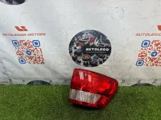 Фонарь правый Jeep Grand Cherokee
