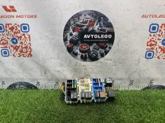Блок предохранителей Land Rover Discovery Sport