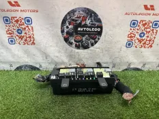 Блок предохранителей Land Rover Velar