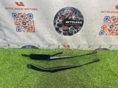 Поводки дворников Mercedes benz CLA250