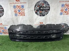 Решетка радиатора Land Rover Discovery Sport
