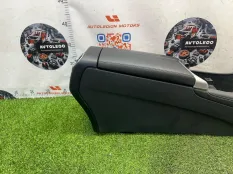 Центральная консоль Mercedes benz GLC 250