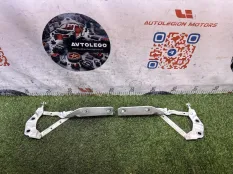 Петли капота Land Rover Discovery Sport
