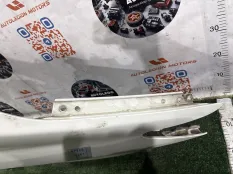 Крыло переднее правое Toyota Prius