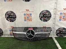 Решетка радиатора Mercedes benz E220D