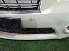 Бампер передний Infiniti Q70