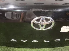 Крышка багажника Toyota Avalon