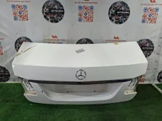 Крышка багажника Mercedes-Benz E220D
