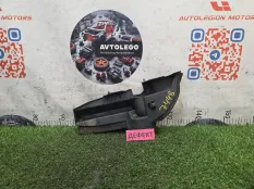 Дефлектор радиатора Toyota Prius