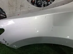 Крыло переднее левое Toyota