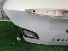 Крышка багажника Infiniti G37S