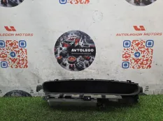 Щиток приборов Toyota Prius