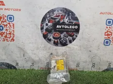 Блок Airbag Toyota Prius