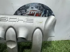Декоративная крышка двигателя Porsche Cayenne