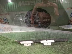 Стекло переднее правое Ford Explorer