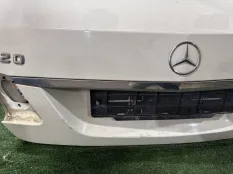 Крышка багажника Mercedes-Benz E220