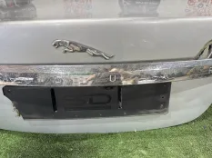 Крышка багажника Jaguar XF