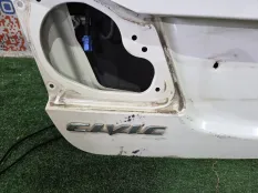 Крышка багажника Honda Civic