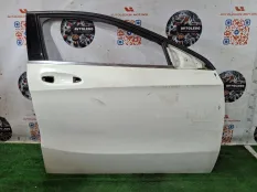Дверь передняя правая Mercedes-Benz A180