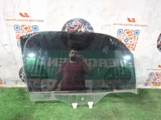 Стекло переднее правое Nissan Cube