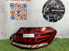 Фонарь правый Mercedes-Benz E220D