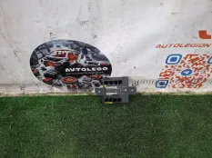 Блок управления дверьми (Блок комфорта) Jeep Grand Cherokee