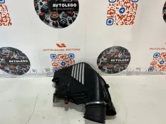 Корпус воздушного фильтра BMW 750Li