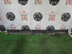 Накладка порога правая Land Rover Discovery Sport