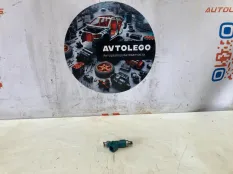 Форсунка топливная Land Rover Freelander