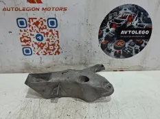 Кронштейн двигателя BMW X5