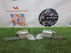 Петли капота VW Passat CC