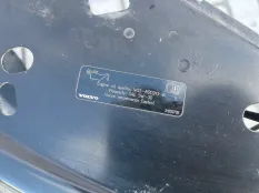 Передняя панель (Телевизор) Volvo V70