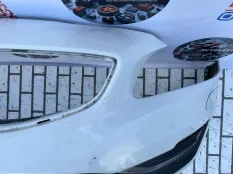 Бампер передний Volvo V60