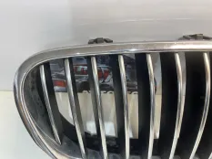 Решетка радиатора BMW 520D