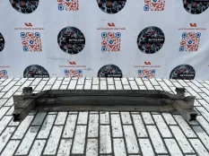 Усилитель переднего бампера Audi A6