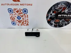 USB Разъем Jaguar XE